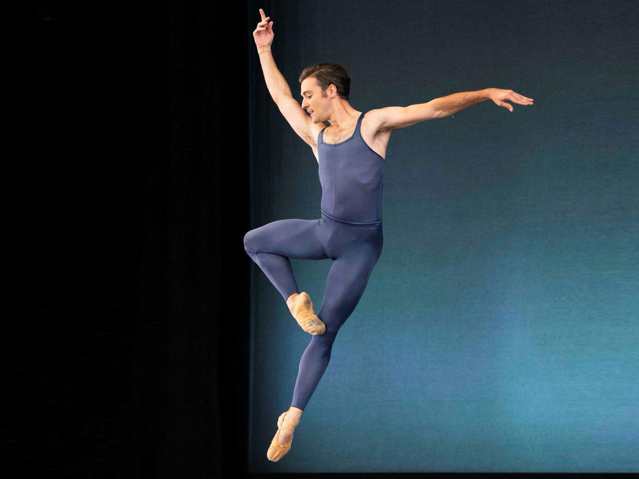 Diego Cruz - Intermediate ballet class