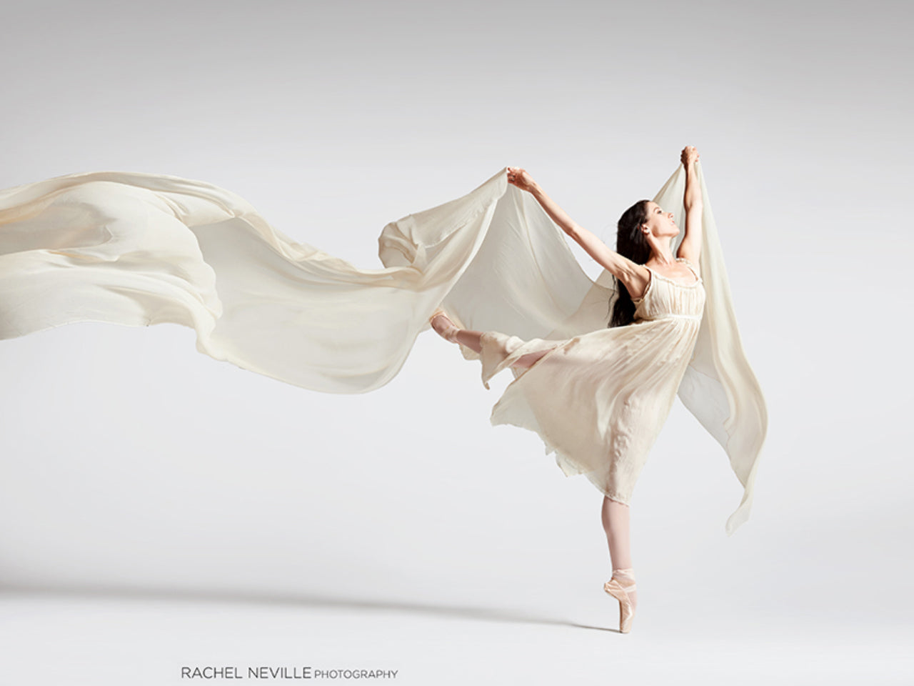 Vanessa Zahorian - Intermediate ballet class